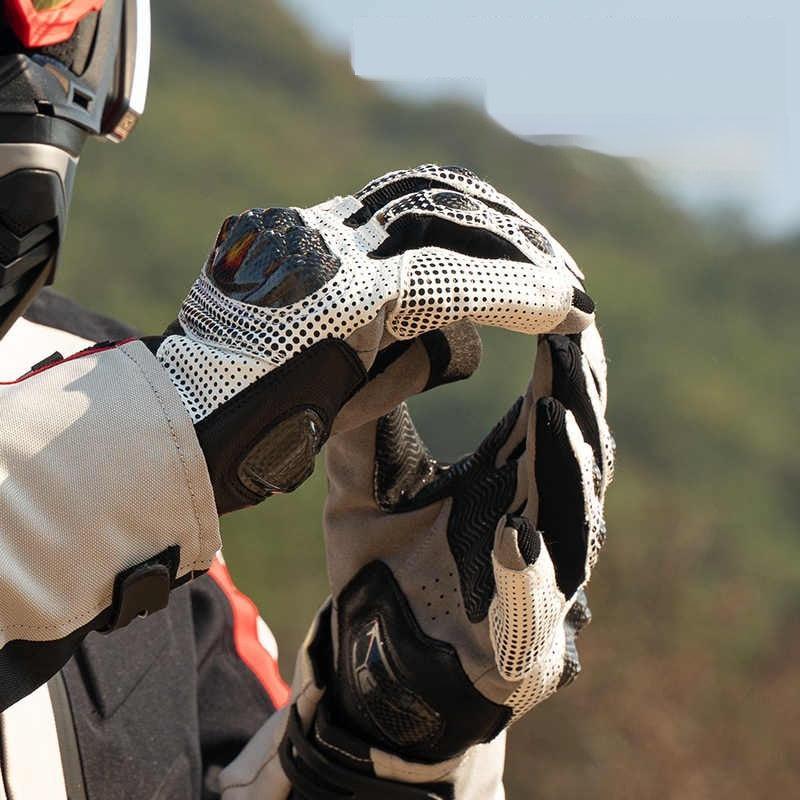 Bean's Moto Booth HVA™Tactical all-season motorcycle riding gloves with reinforced palms and adjustable wrist straps.