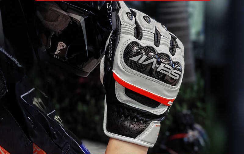 Seivi™ motorcycle carbon fiber leather gloves with reinforced knuckles and adjustable straps, designed for motorcycle riding.
