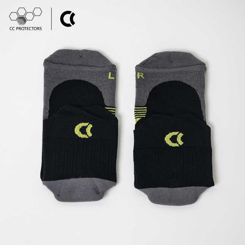 Bean's Moto Booth CC™ Antibacterial Quick-Dry Motorcycle Riding Socks laid flat, showing moisture-wicking fabric and comfortable fit.
