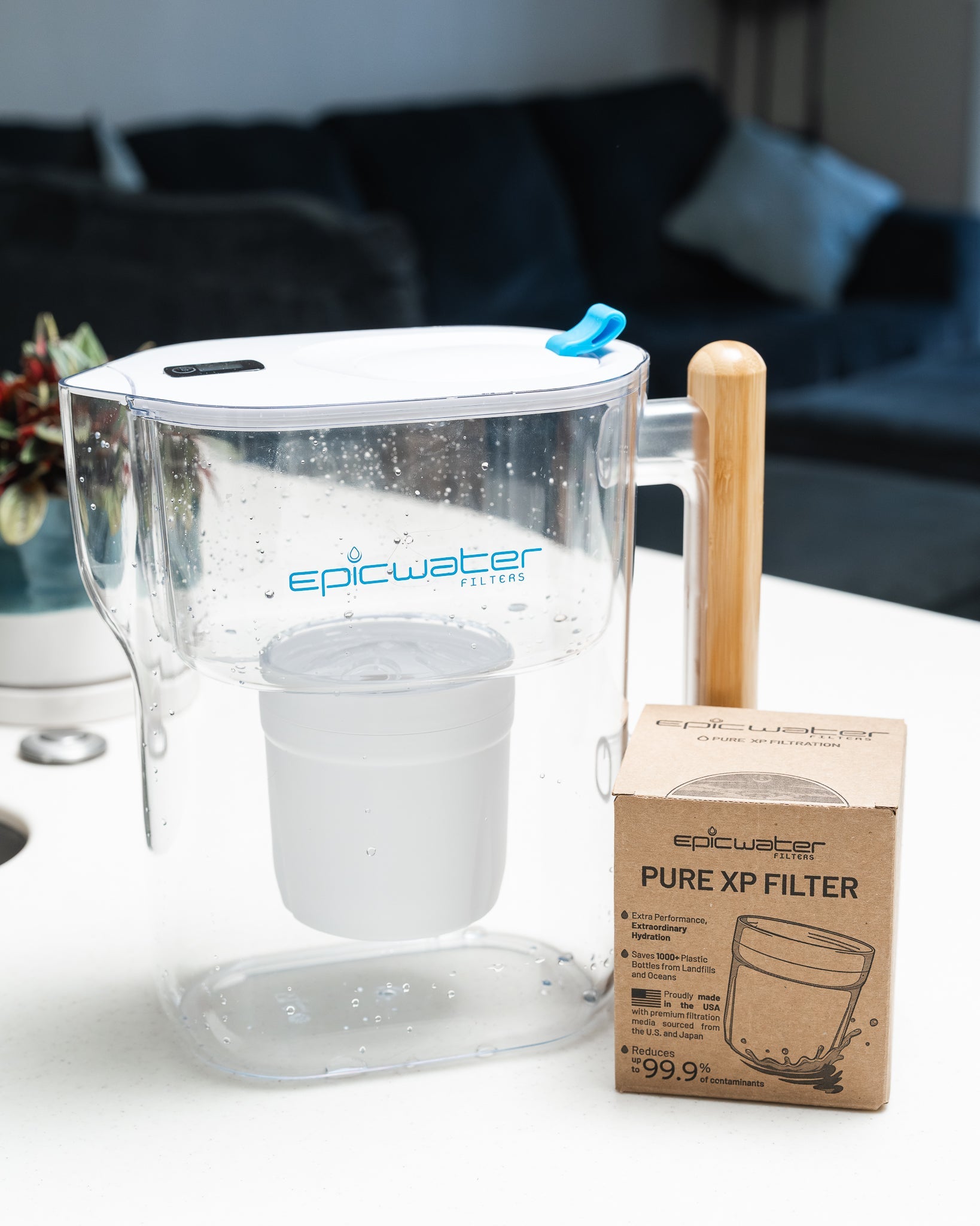 Pure XP Pitcher | Reduces Fluoride, PFAS, & Parasites - OVERLANDERS Outfitter