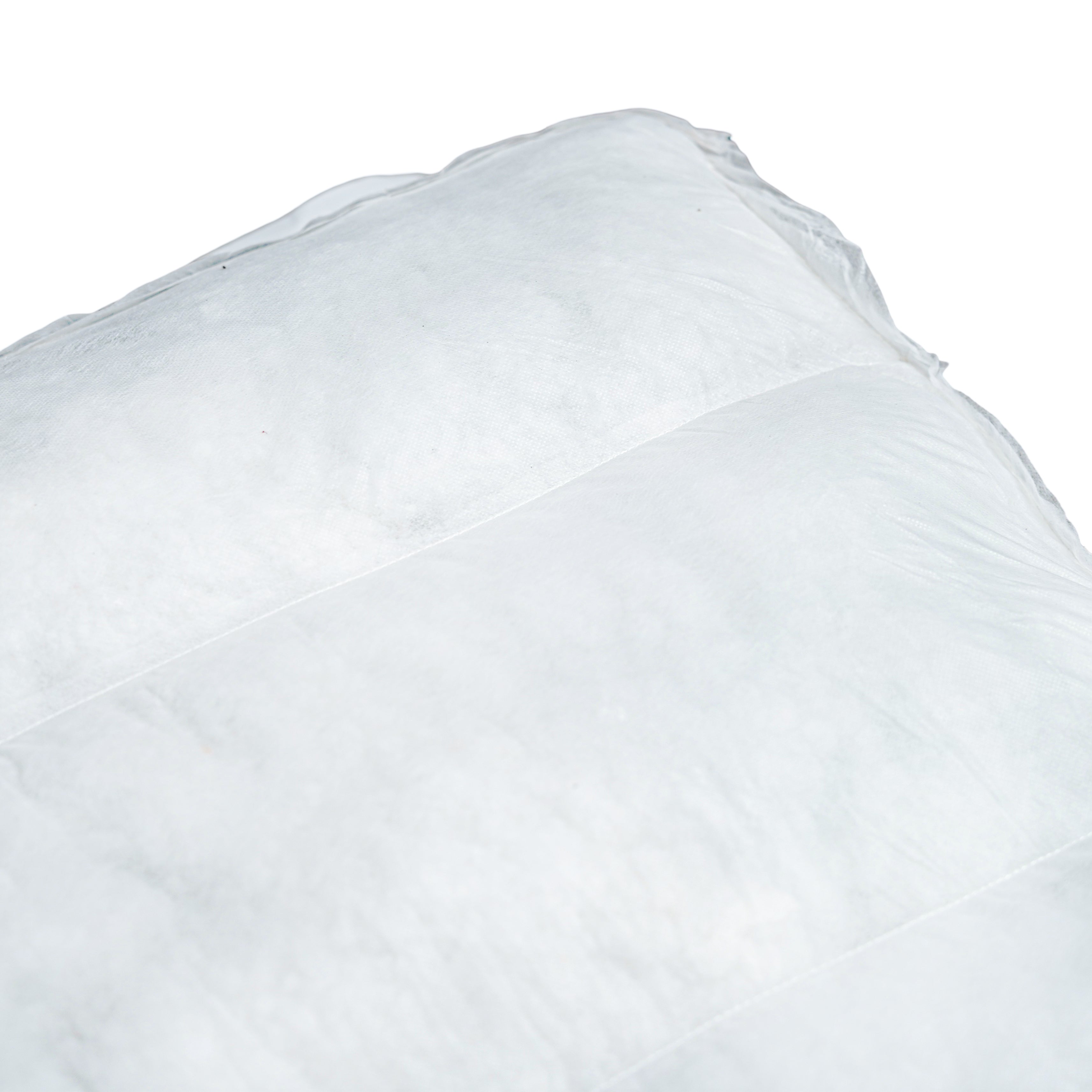 White Duck Outdoors pet bed for dogs, plush and cozy with soft fabric, perfect for a comfortable rest for your furry friend.