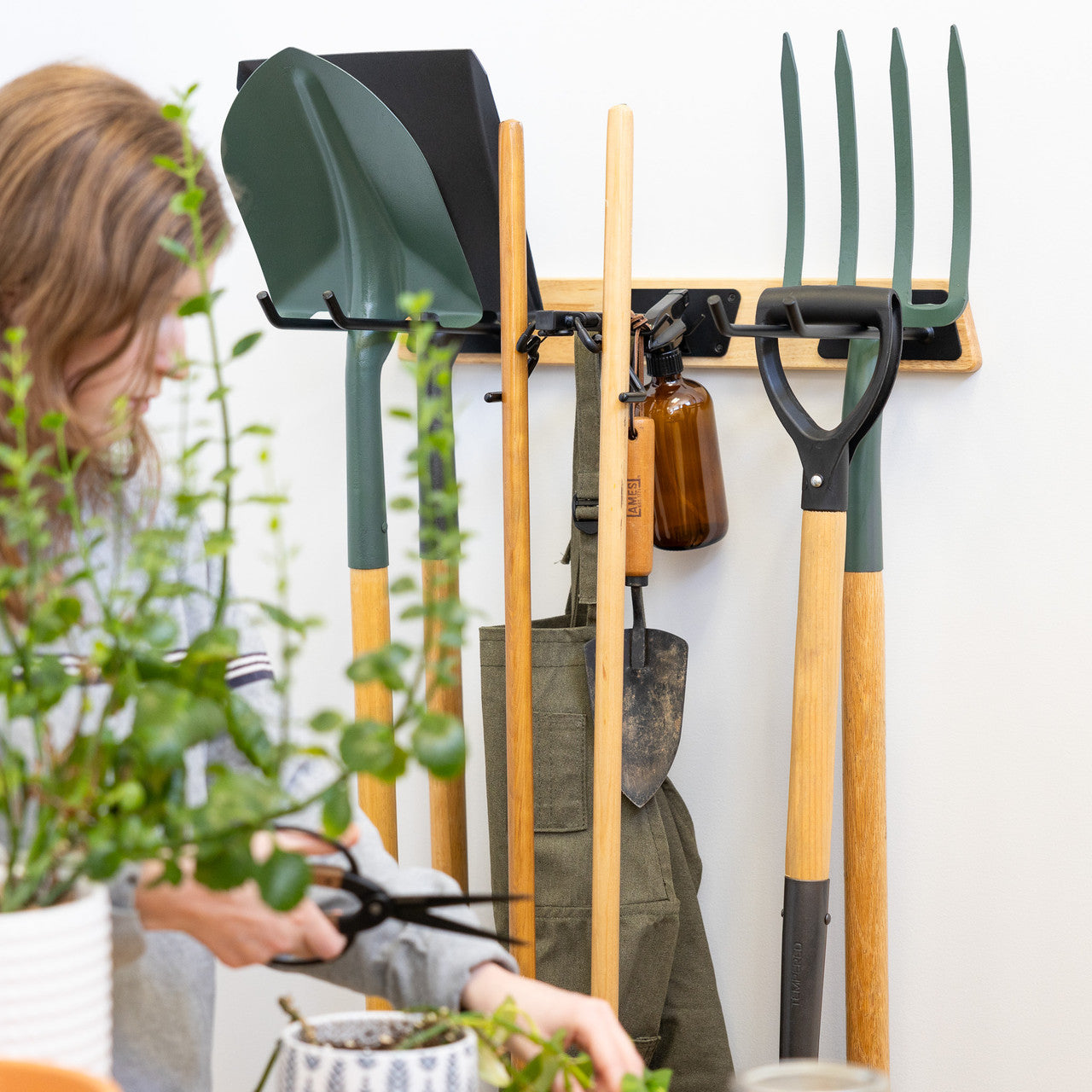 Rockbridge Garden Tool Organizer | Holds 125 lbs - OVERLANDERS Outfitter
