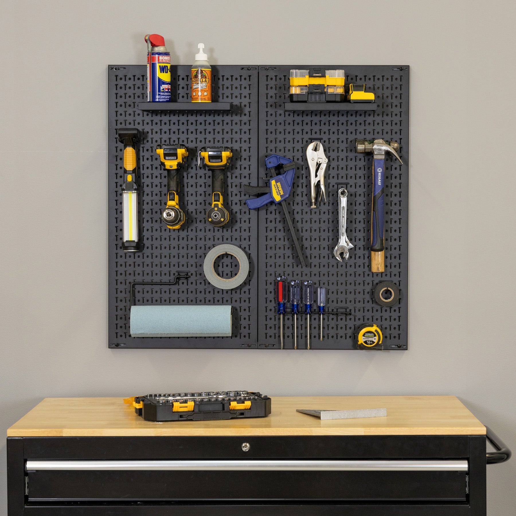 34" x 32" Pegboard | 13 Attachments - OVERLANDERS Outfitter