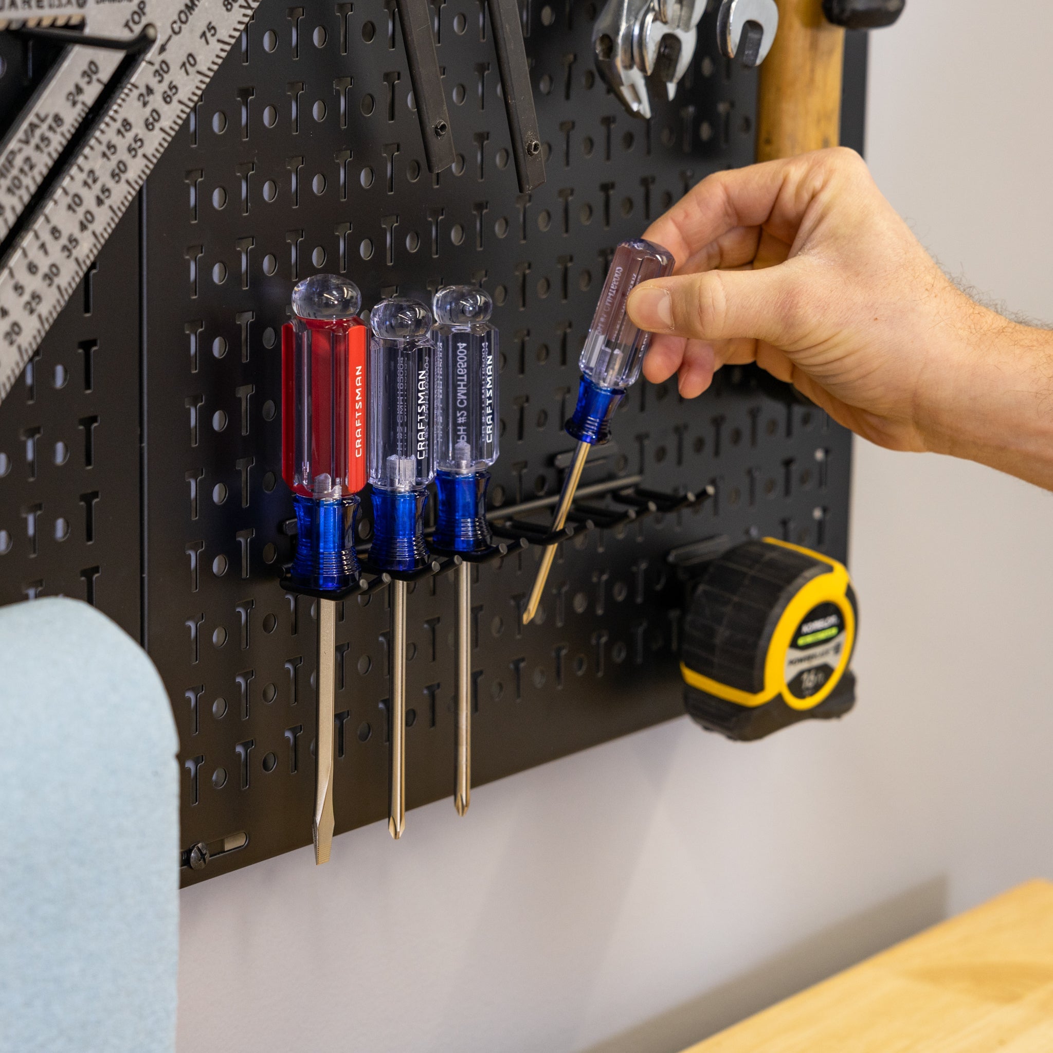 51" x 32" Pegboard |20 Attachments - OVERLANDERS Outfitter