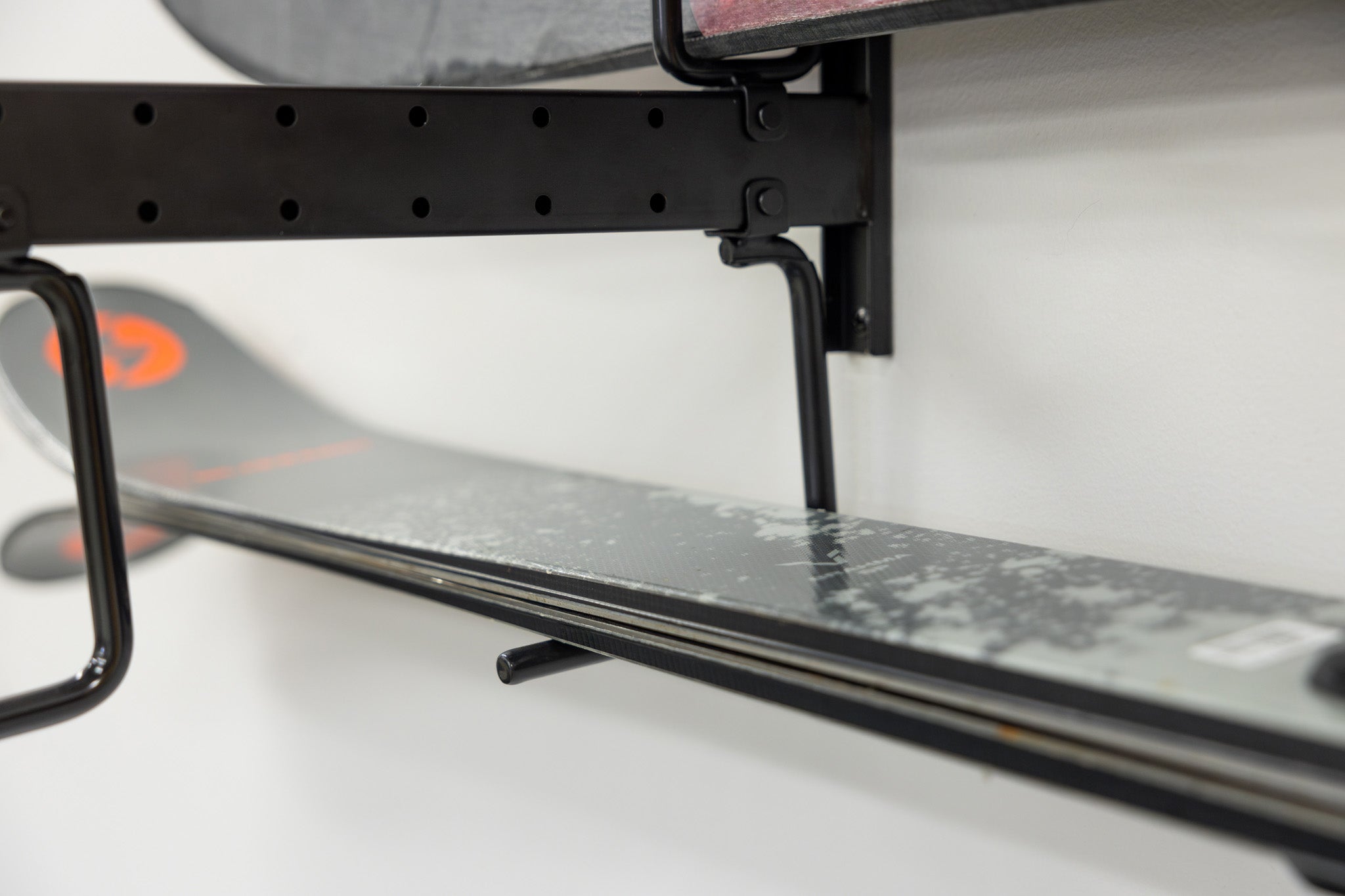 Cascade Snowboard & Ski Organizer | Horizontal Wall Mount - OVERLANDERS Outfitter