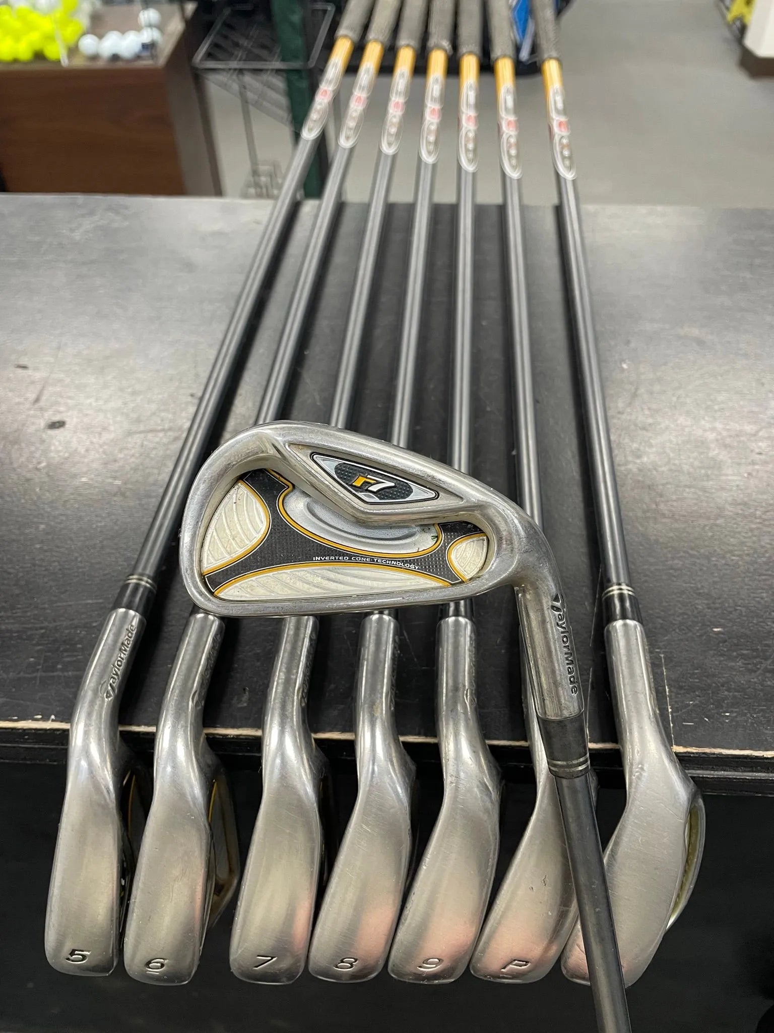 TaylorMade R7 Iron Set (Used) - OVERLANDERS Outfitter