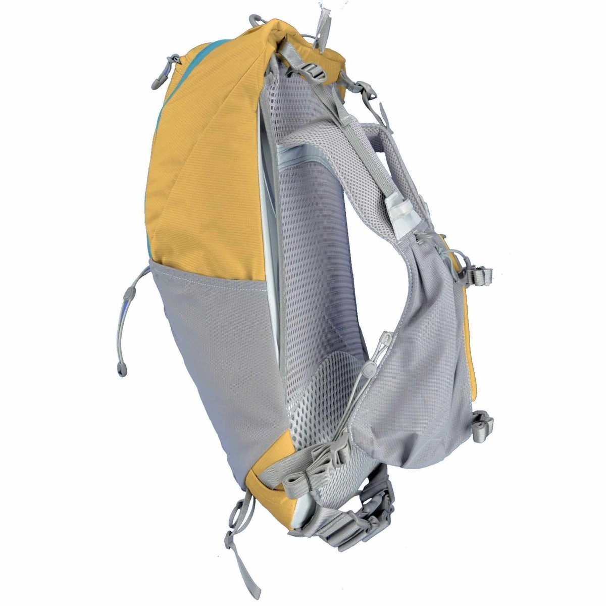 Light Hiking Gear Aarn Little Llama 20-liter backpack showing adjustable straps, front pocket, and padded shoulder straps.