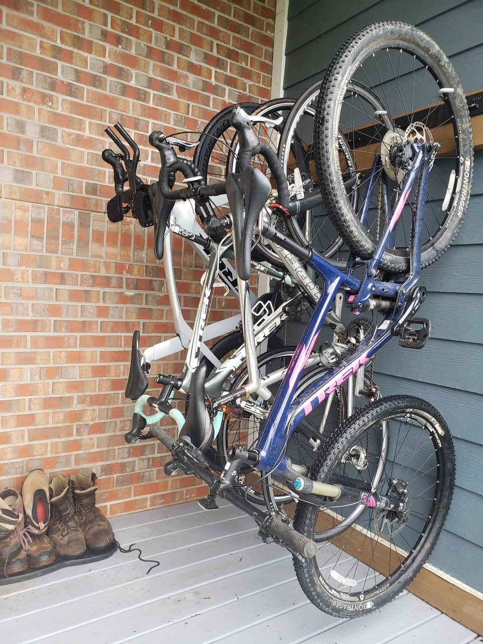 Blackstone Wall Mounted Bike Storage Rack | 4 Bikes | Black - OVERLANDERS Outfitter