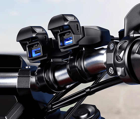 Motorcycle Modified Fast Charging USB Type-C Port - OVERLANDERS Outfitter