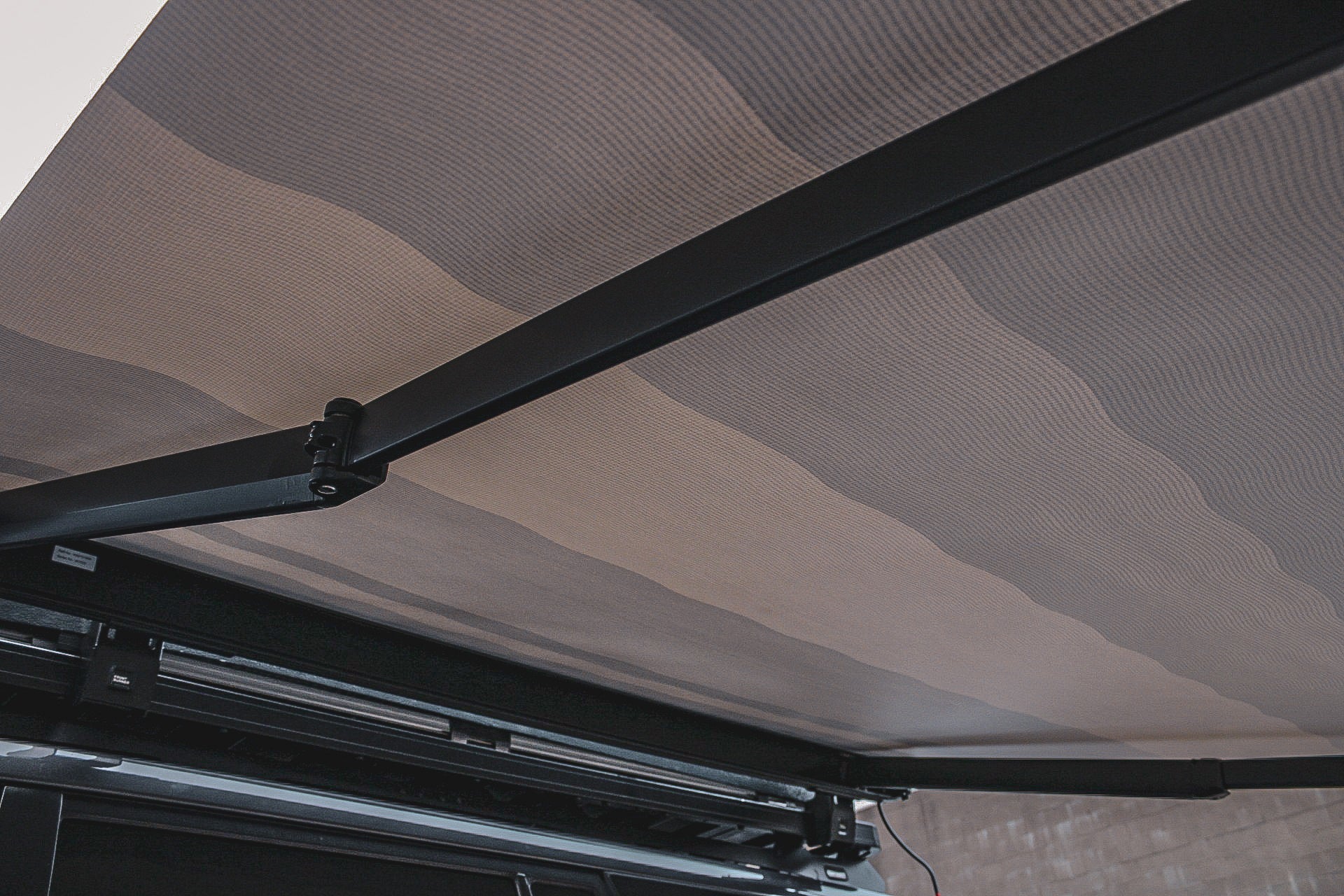OVK E-Awning Overland Edition - OVERLANDERS Outfitter
