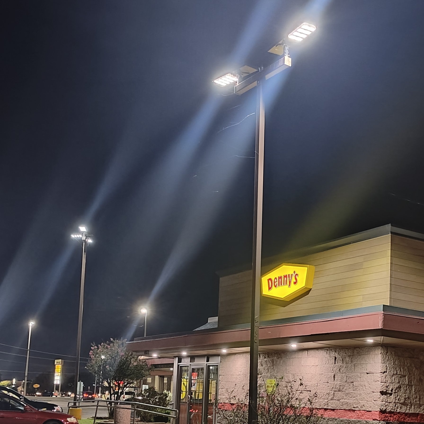Commerical Solar Power LED Parking Lot Light - 2 Years Warranty - OVERLANDERS Outfitter