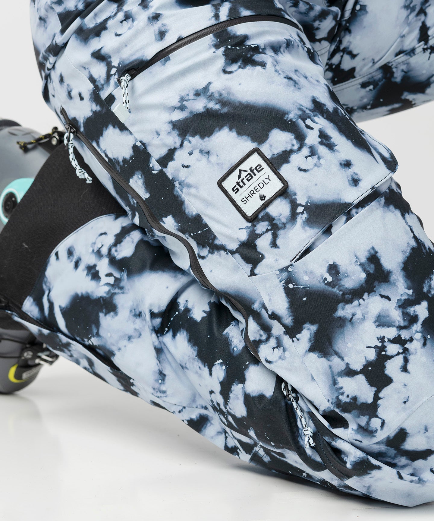 Scarlett 3L Shell Bib Pant - We The Collective