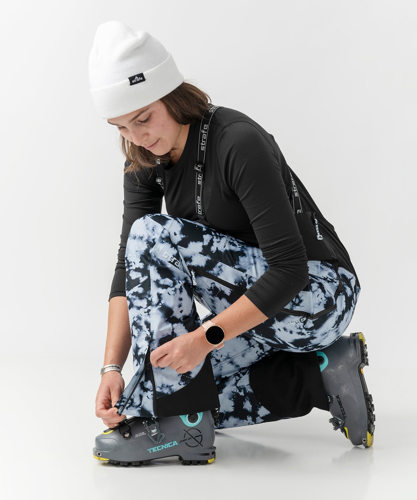 Scarlett 3L Shell Bib Pant - We The Collective