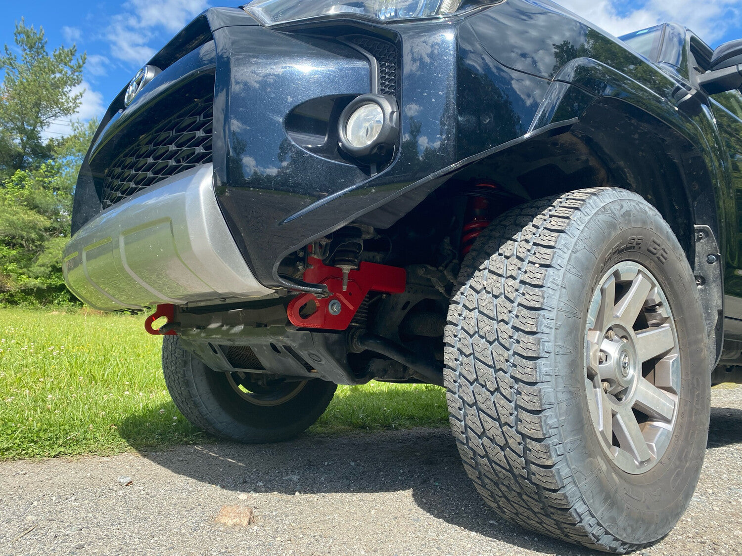 Apex Overland KDSS 5th Gen 4Runner front recovery points installed on the vehicle for off-road recovery.
