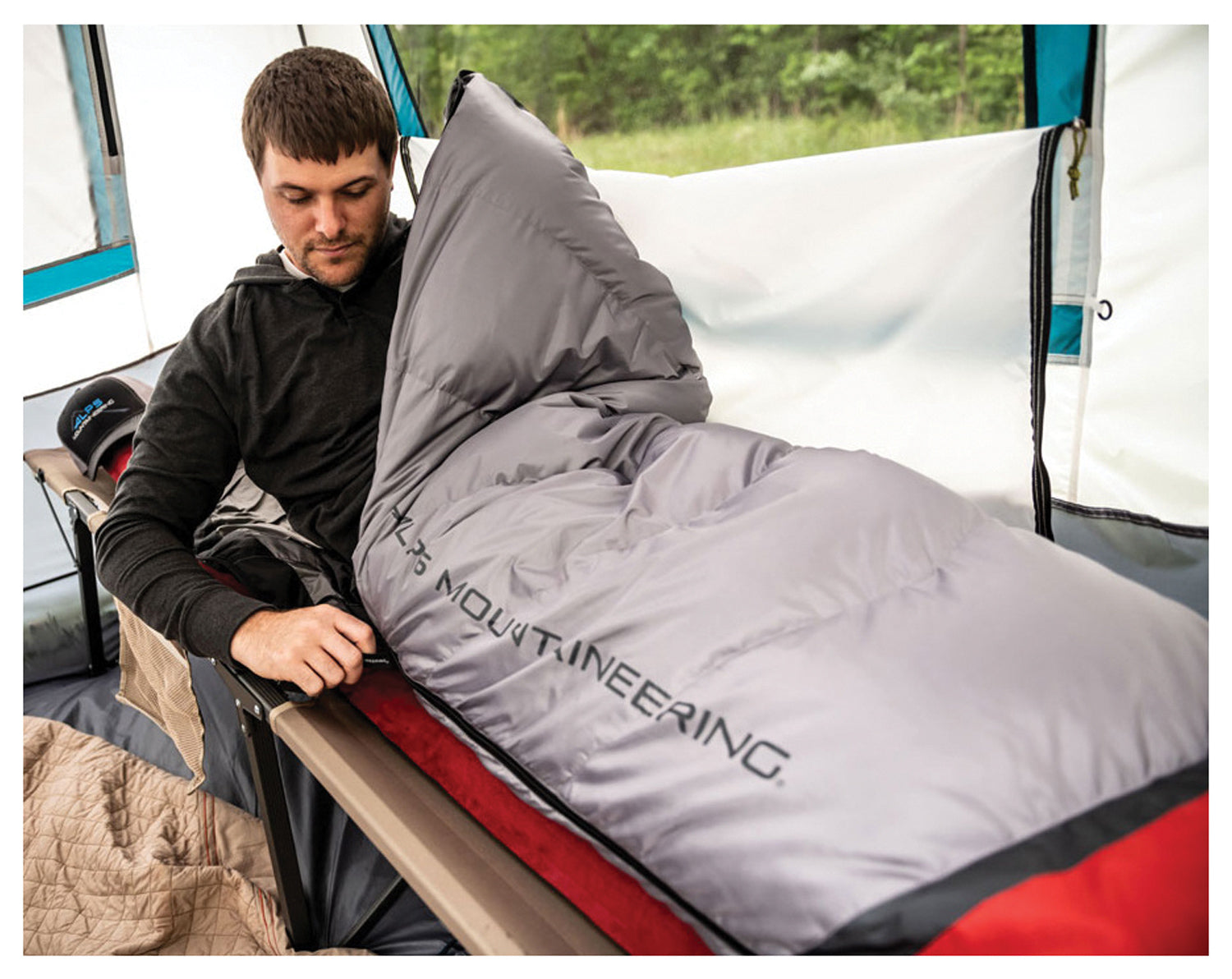 ALPS Mountaineering Zenith +30°F Regular Sleeping Bag - We The Collective