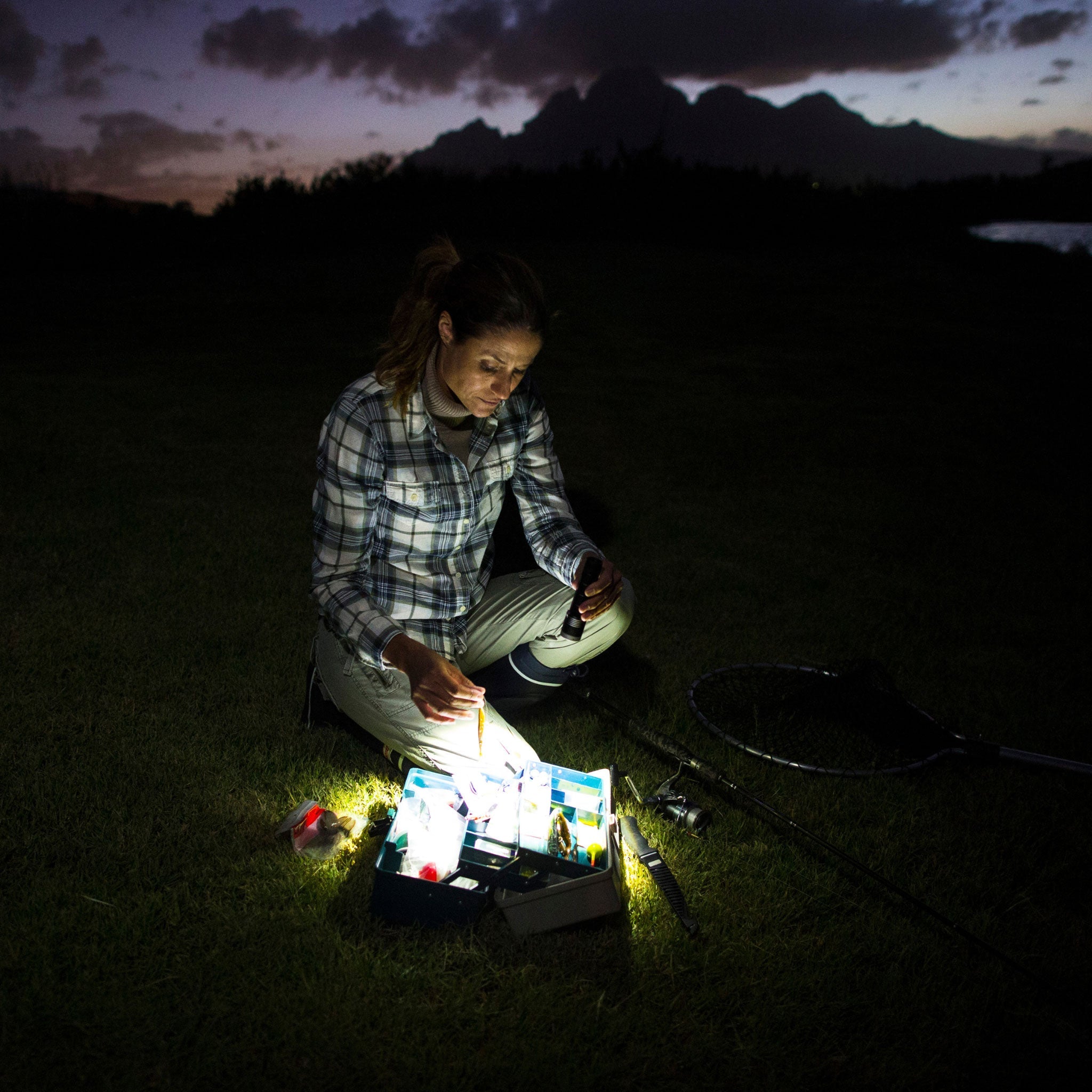 MT10 Flashlight - OVERLANDERS Outfitter