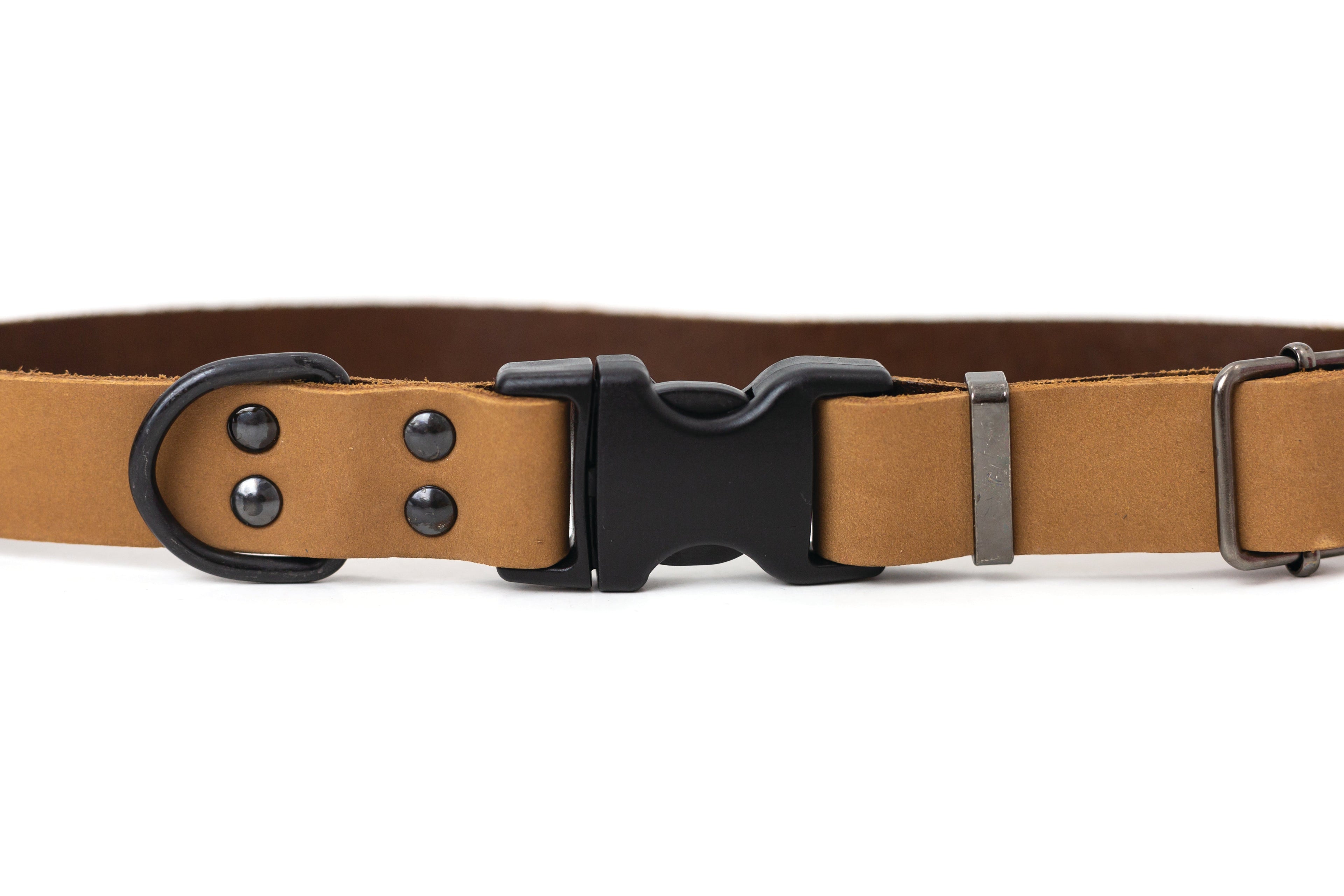 Sport Style Khaki Leather Dog Collar - OVERLANDERS Outfitter