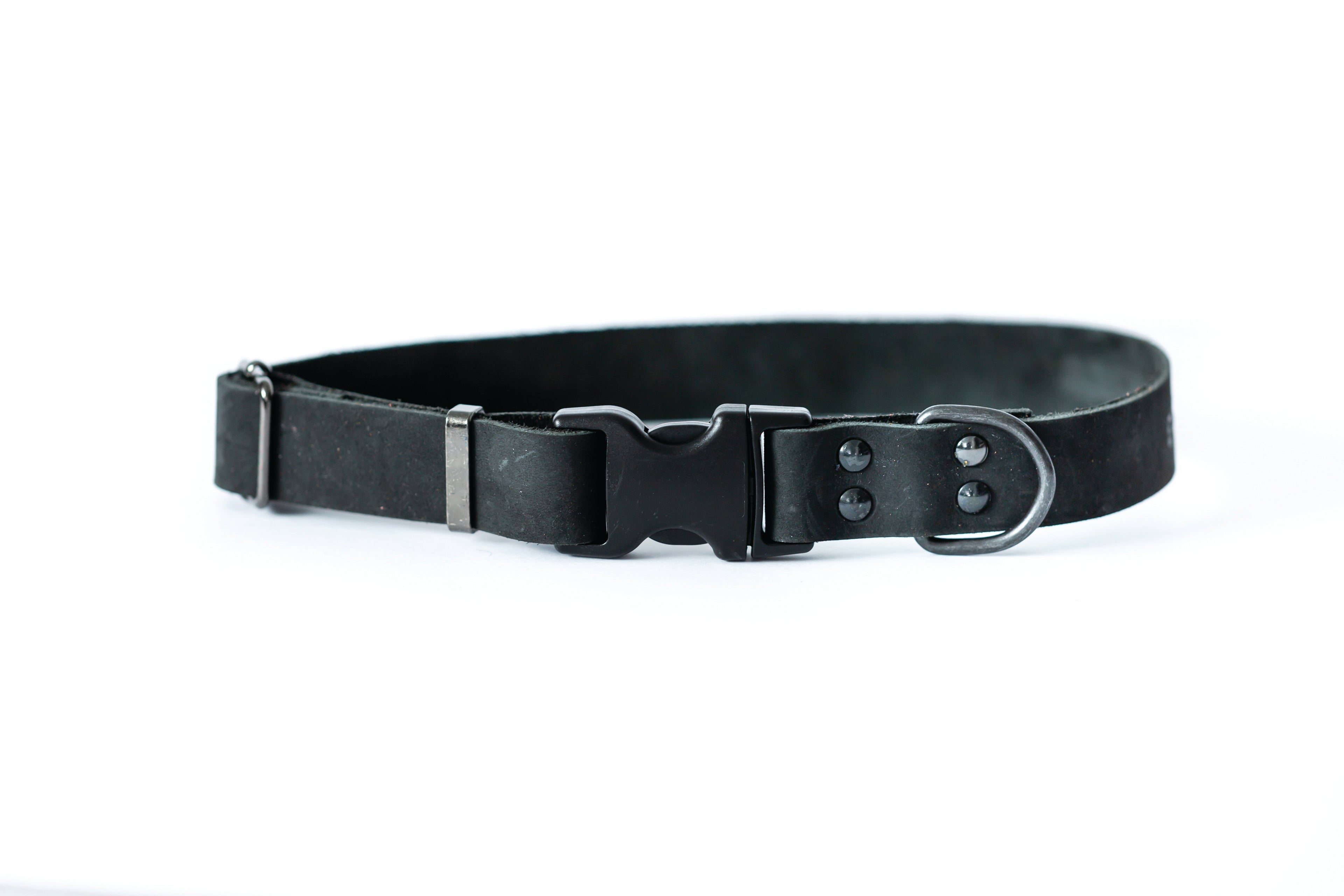 Sport Style Midnight Black Leather Dog Collar - OVERLANDERS Outfitter