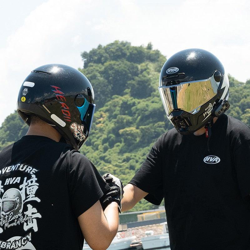 Decorative HVA™ Retro Full-Face Motorcycle Helmet from Bean's Moto Booth, featuring vintage style and detailed design.