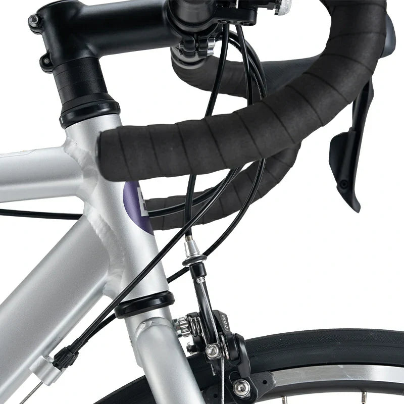 RockBros-US AERIX aluminum road bike with lightweight frame, drop handlebars, and sleek design, ideal for road cycling enthusiasts.