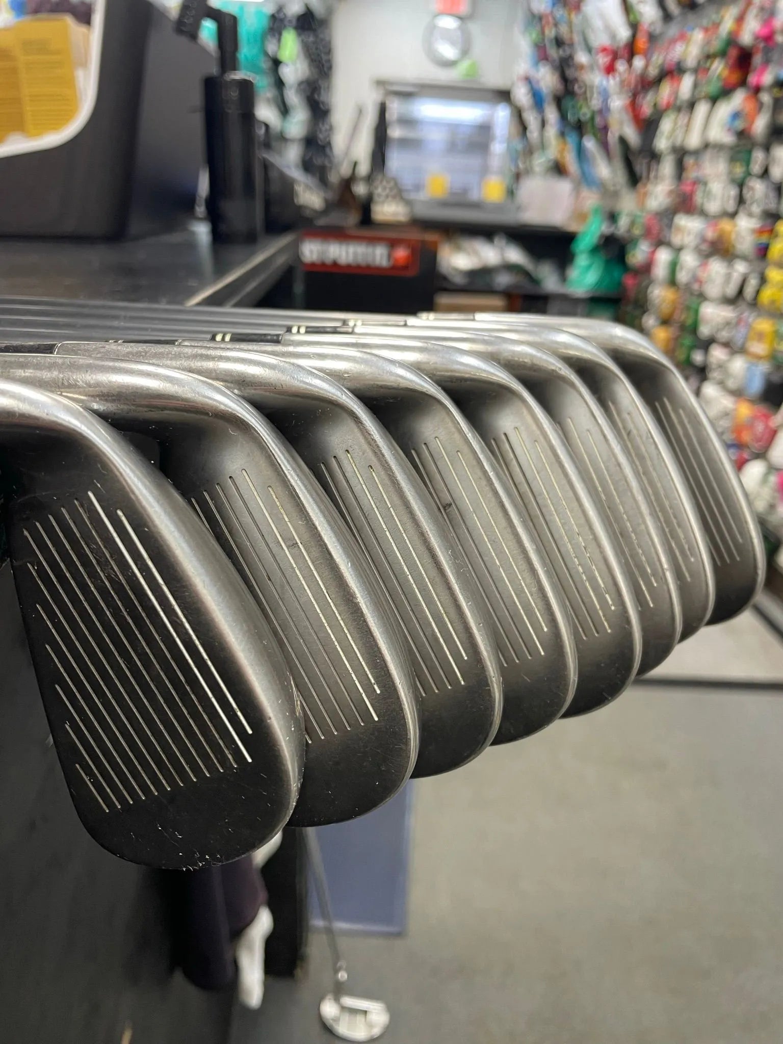 TaylorMade R7 Iron Set (Used) - OVERLANDERS Outfitter