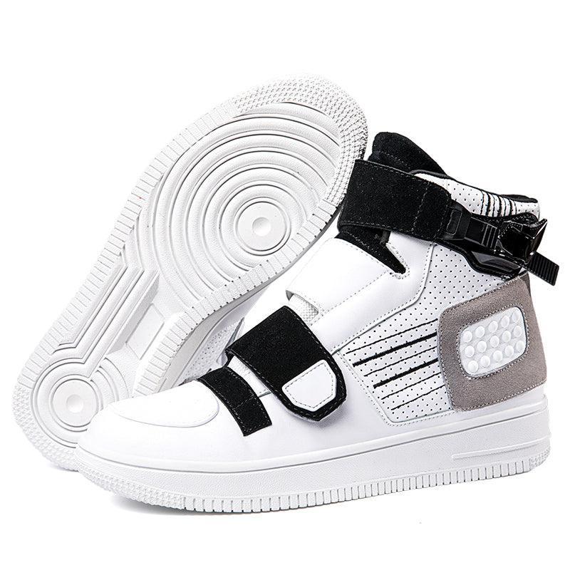Bean's Moto Booth 4 Seasons™ Punk Motorcycle Sneaker showing rugged leather motorcycle boots with stylish punk detailing.