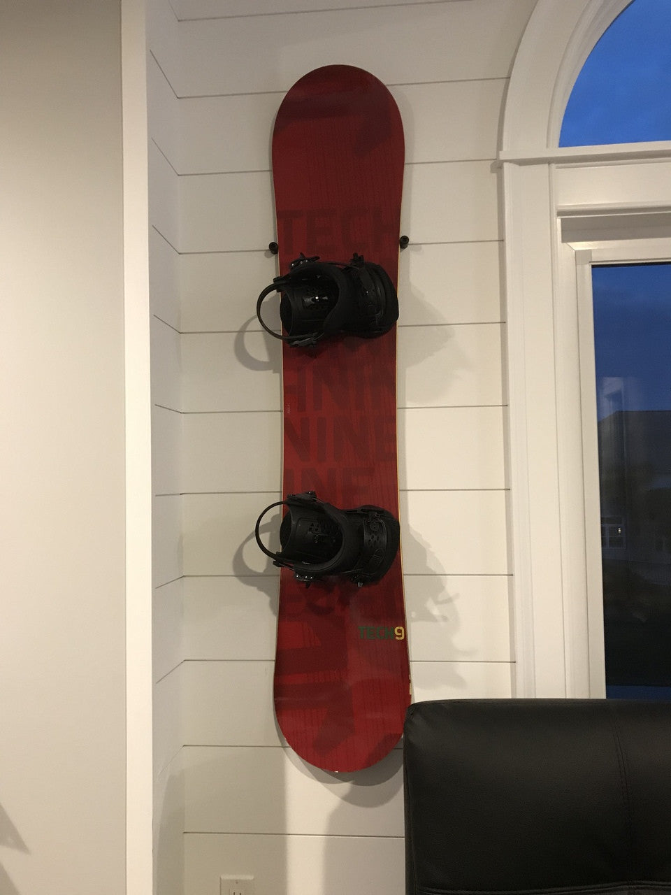 The Cinch Snowboard Display | Floating Rack | 2 Boards - OVERLANDERS Outfitter