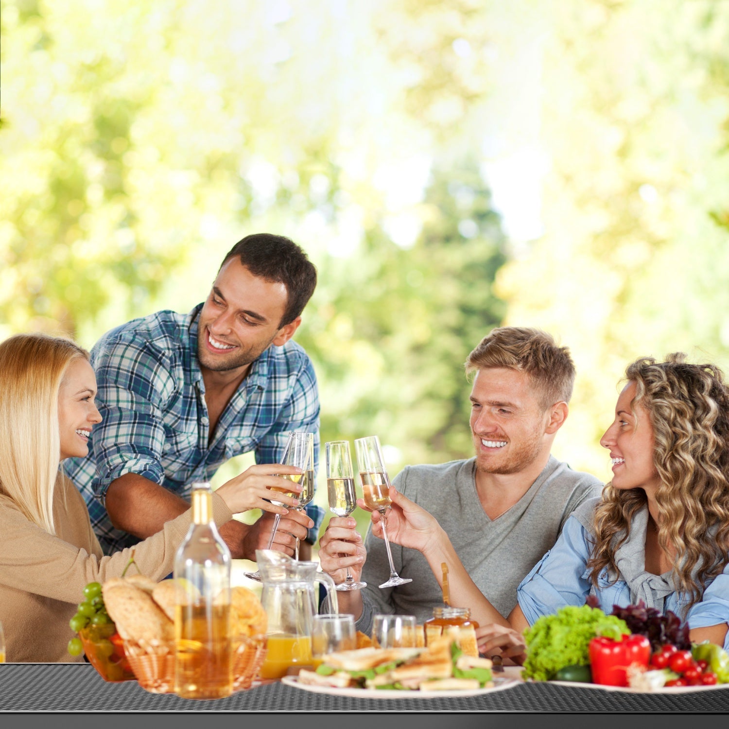 46" Square Picnic Table With Umbrella Hole - OVERLANDERS Outfitter