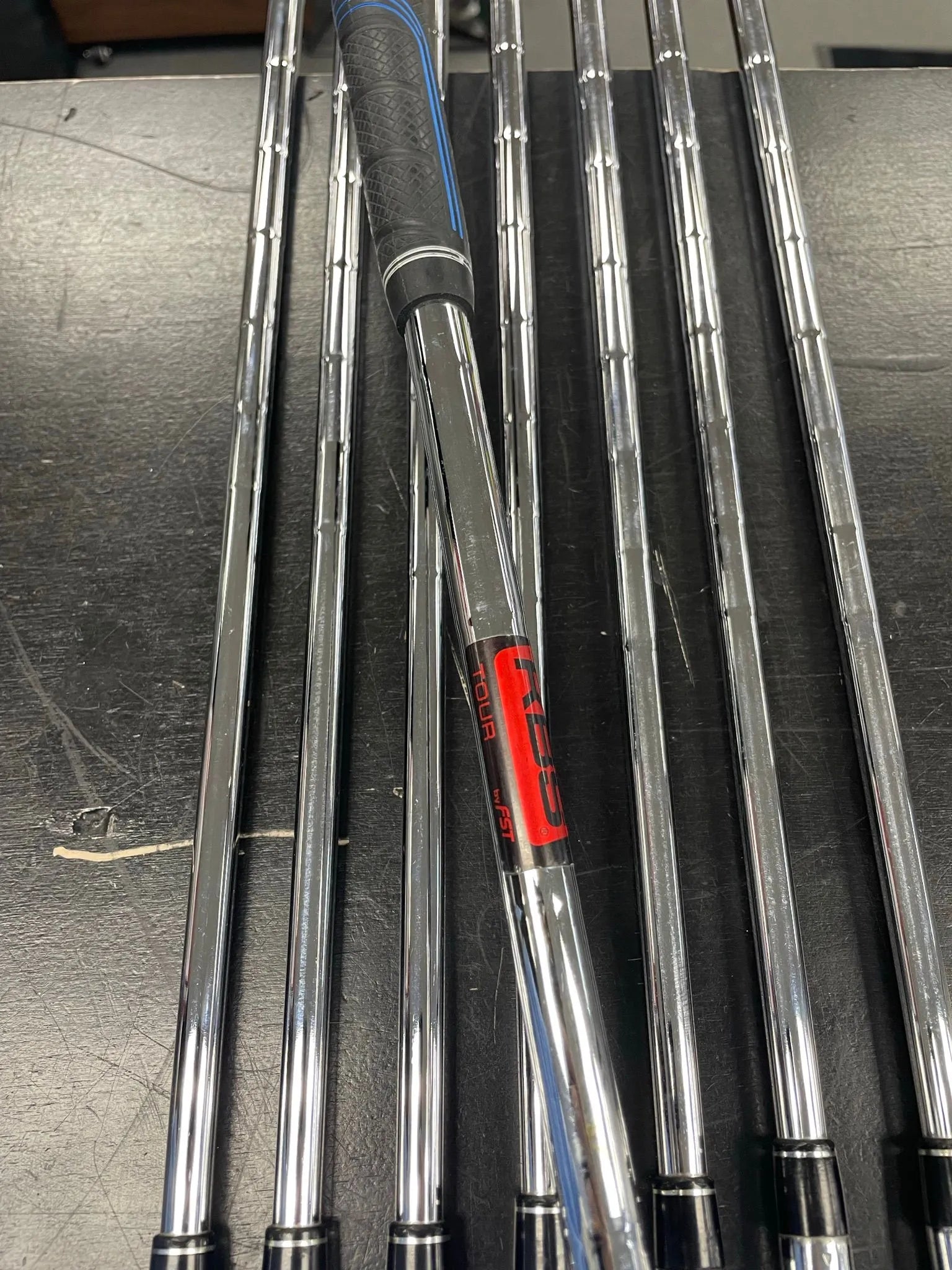TaylorMade Rocketbladez Tour Iron Set (Used) - OVERLANDERS Outfitter