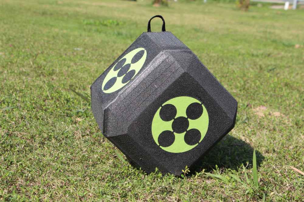 Dice shaped archery target - OVERLANDERS Outfitter