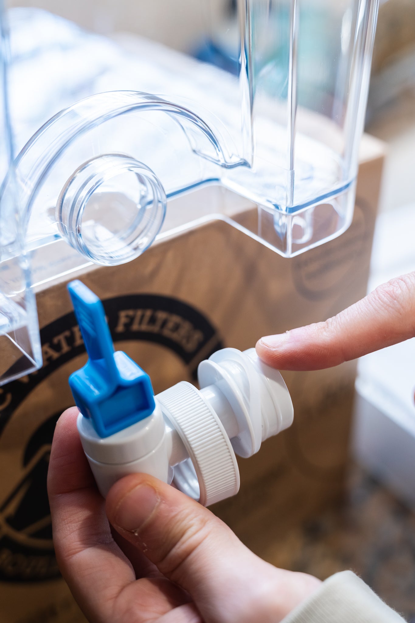 Pure XP Dispenser | Reduces Fluoride & PFAS - OVERLANDERS Outfitter