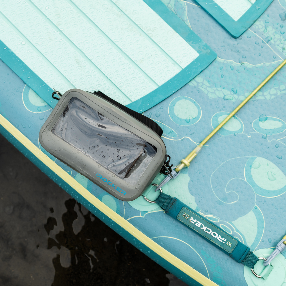 iROCKER US MAG POCKET, durable black magnetic storage pocket for securely holding small items on surfboards or paddleboards