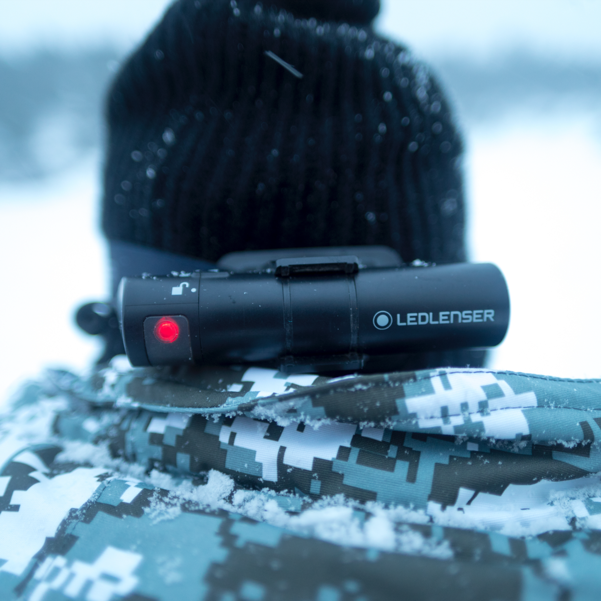 MH10 Headlamp - OVERLANDERS Outfitter