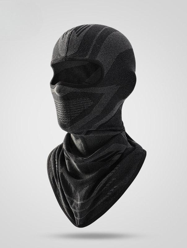 Bean's Moto Booth winter windproof thickened motorcycle balaclava protects against cold, wind, and elements during riding.