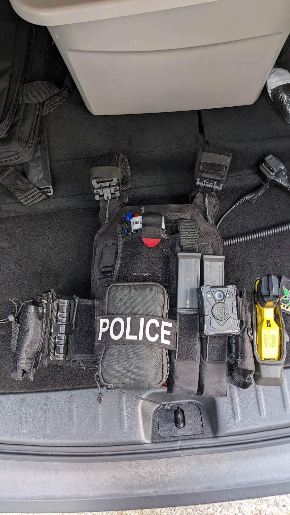 Redemption Tactical RT Crusader 2.0 armor kit with lightweight Level IV 10x12 front and back plates for tactical vests.