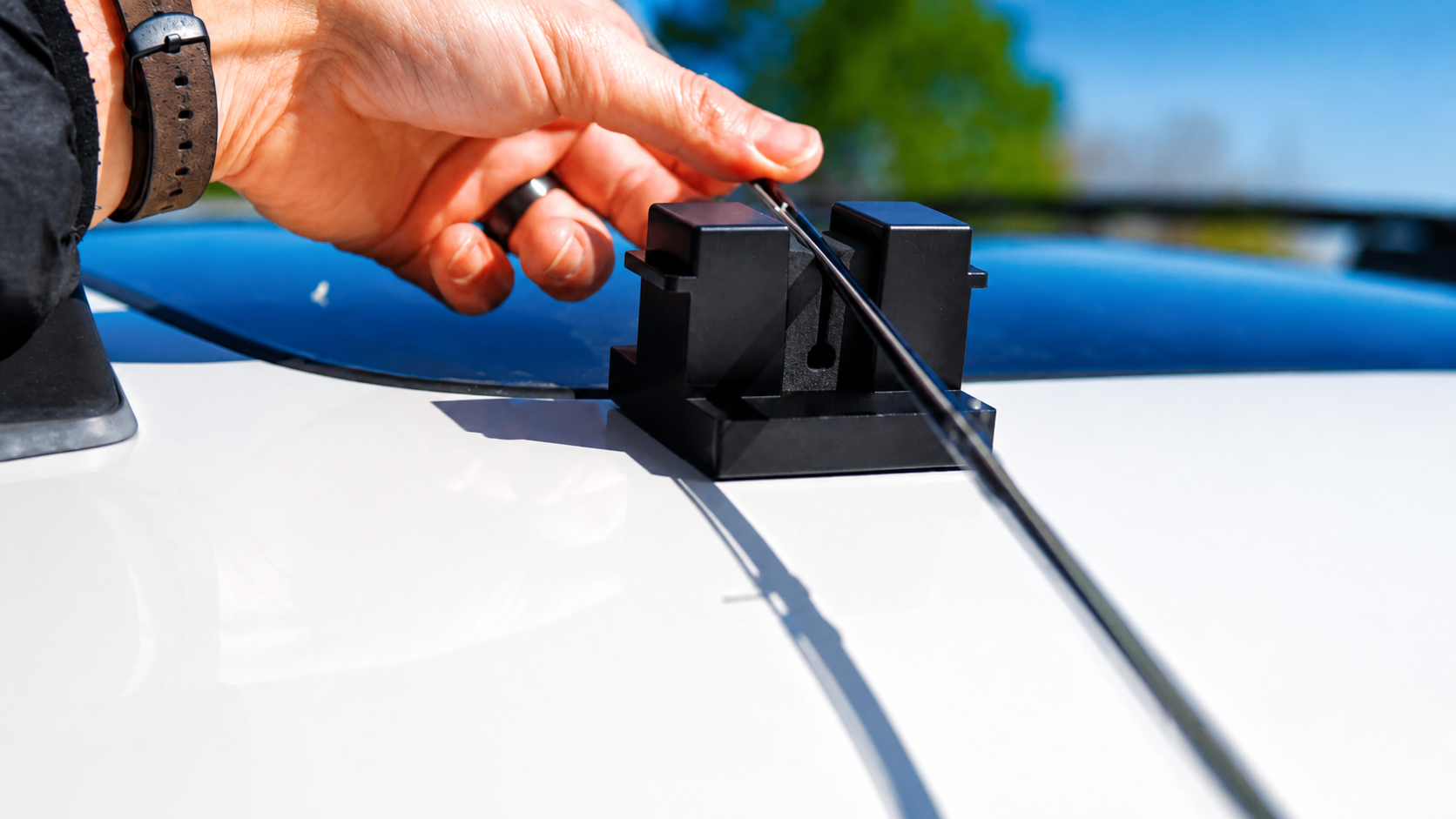 ON THE FLY  / Magnetic Rod Holder - OVERLANDERS Outfitter
