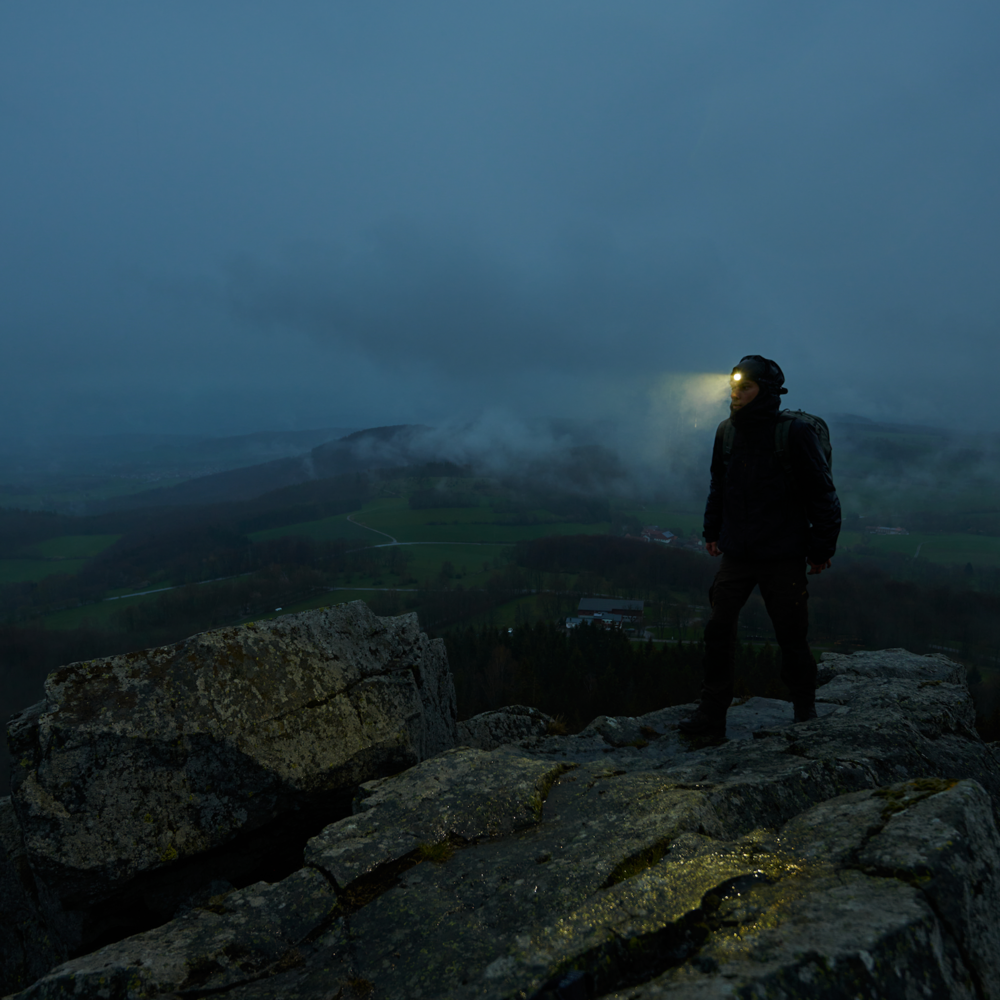 MH10 Headlamp - OVERLANDERS Outfitter