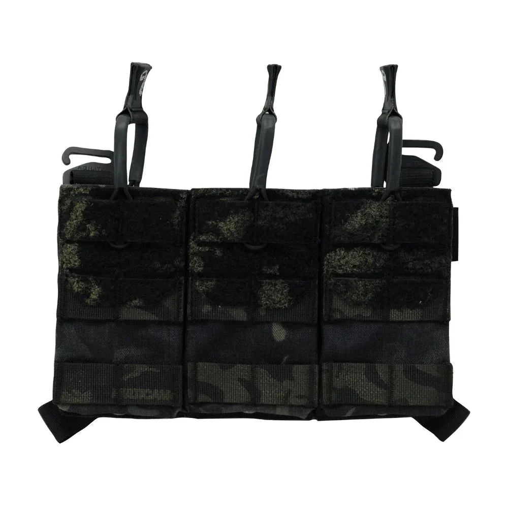 HCC Tactical AG3 Triple Mag Placard showing three magazine pouches on tactical gear for quick access.