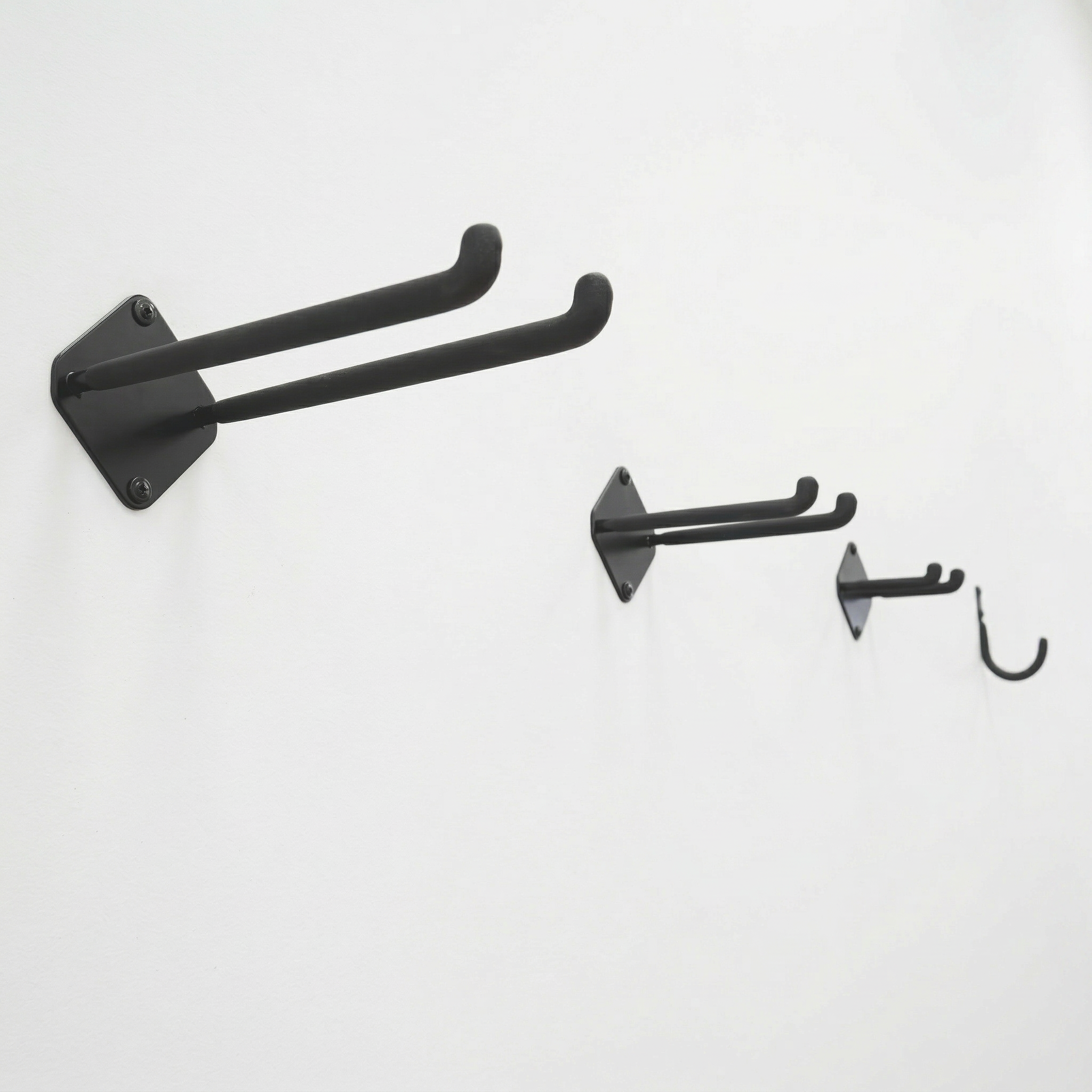 Simple Hooks Assortment Kit | Heavy-Duty - OVERLANDERS Outfitter