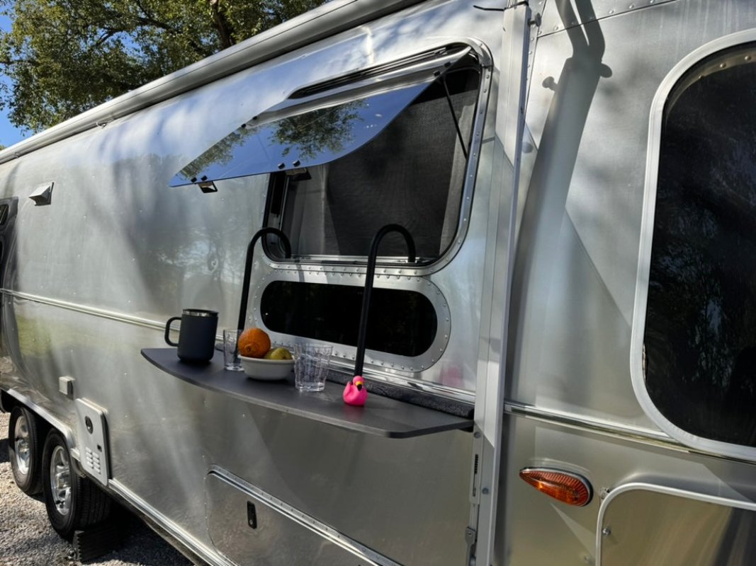 Air Shelf: Window Storage, Redefined - OVERLANDERS Outfitter