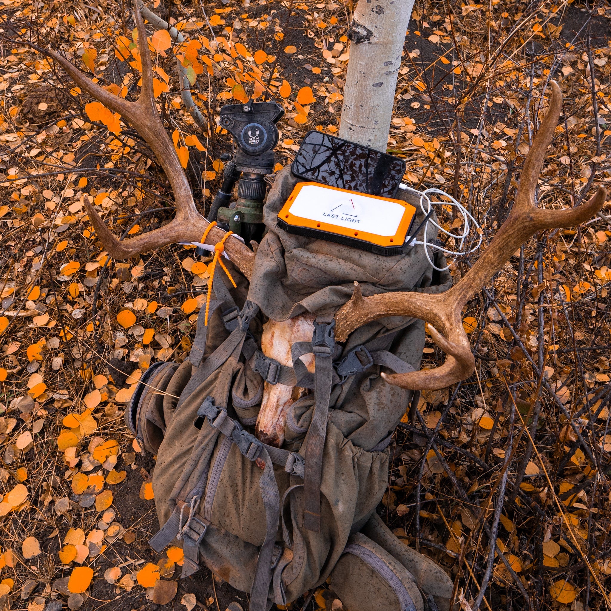 20000 mAh Solar Power Bank & Charger - OVERLANDERS Outfitter