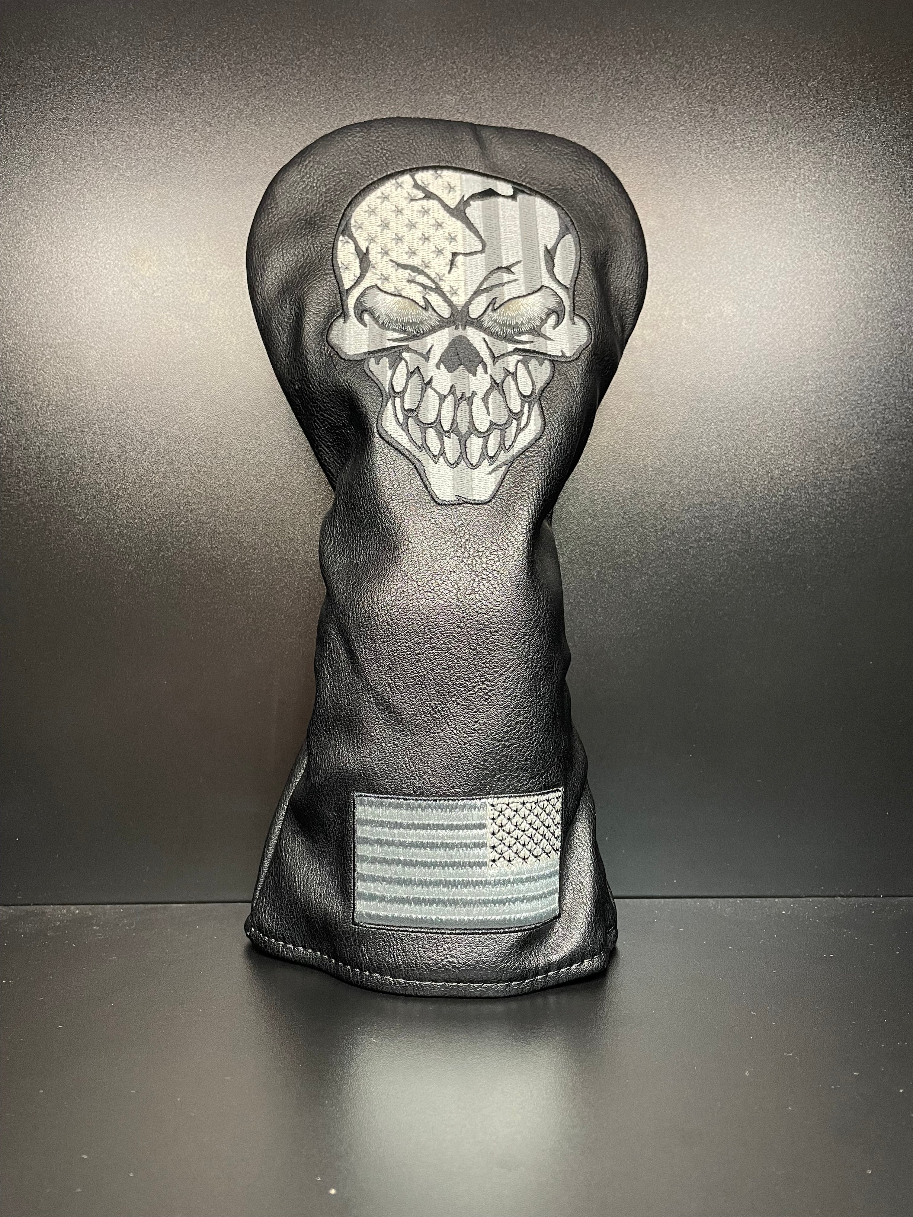 American Skull Midnight Headcover - OVERLANDERS Outfitter