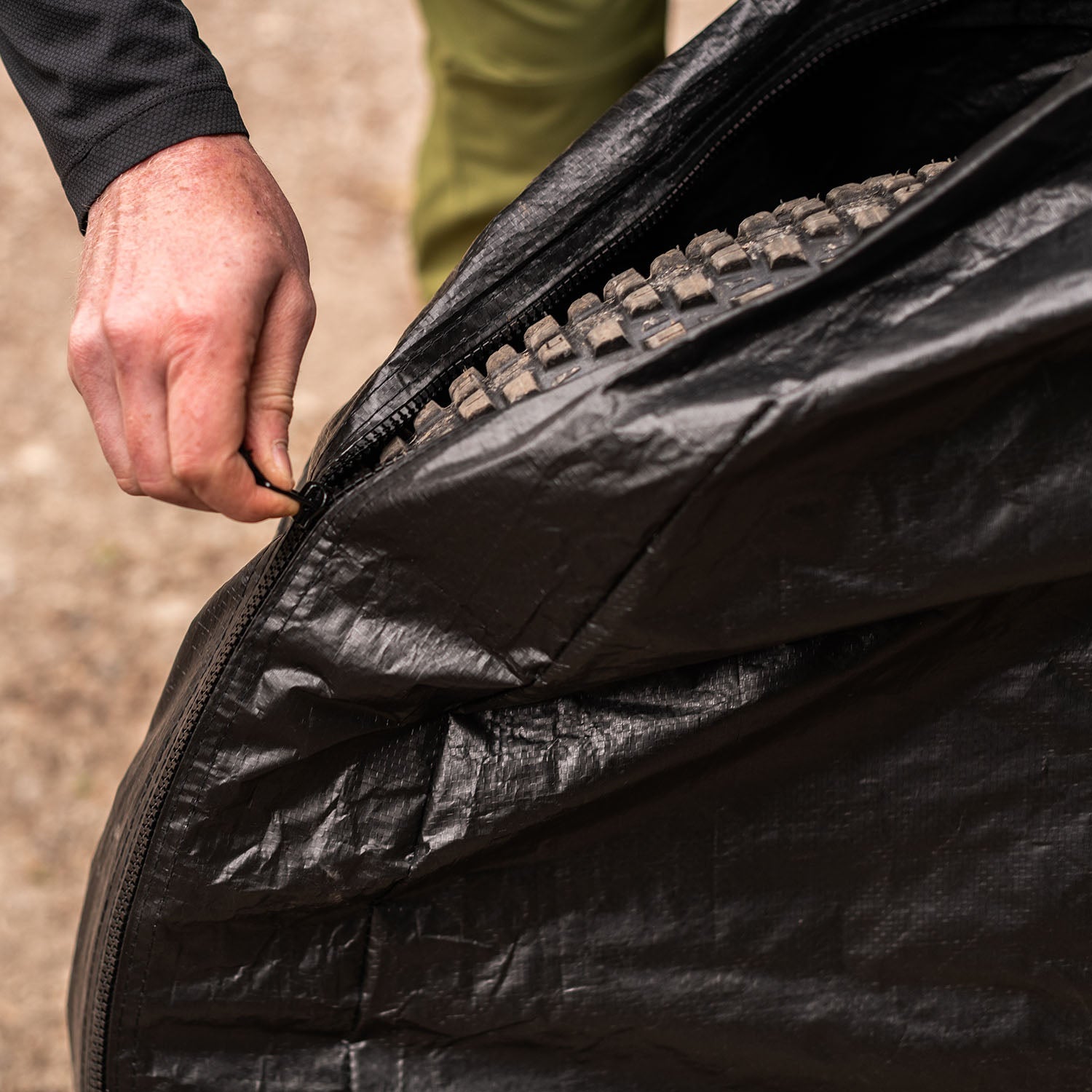 ZEITBIKE BikeParka Bike Transport Bag RoughSac for bicycle protection and easy transport, shown in dark color on a plain background.