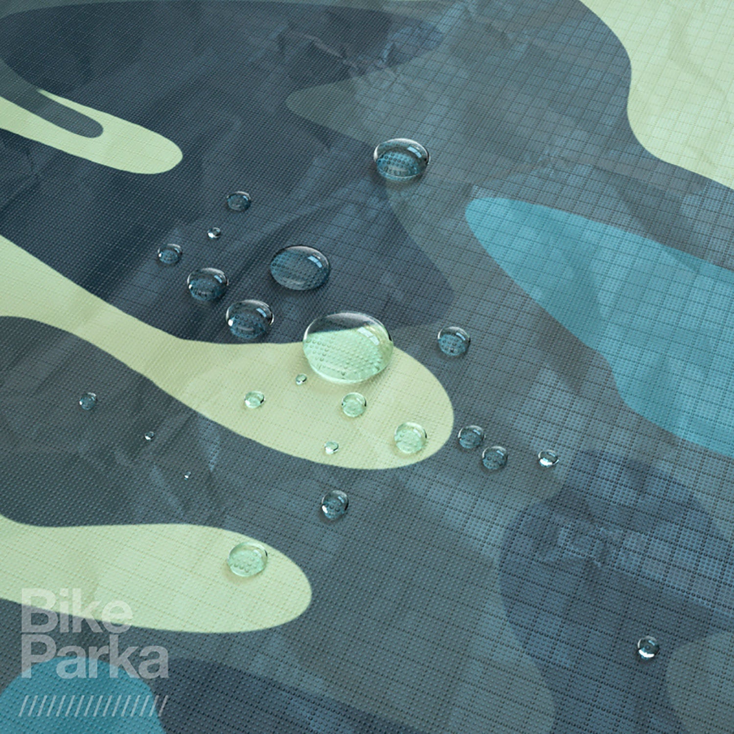 ZEITBIKE BikeParka XL/MTB bicycle cover with camouflage ripstop fabric, designed to protect mountain bikes from weather.