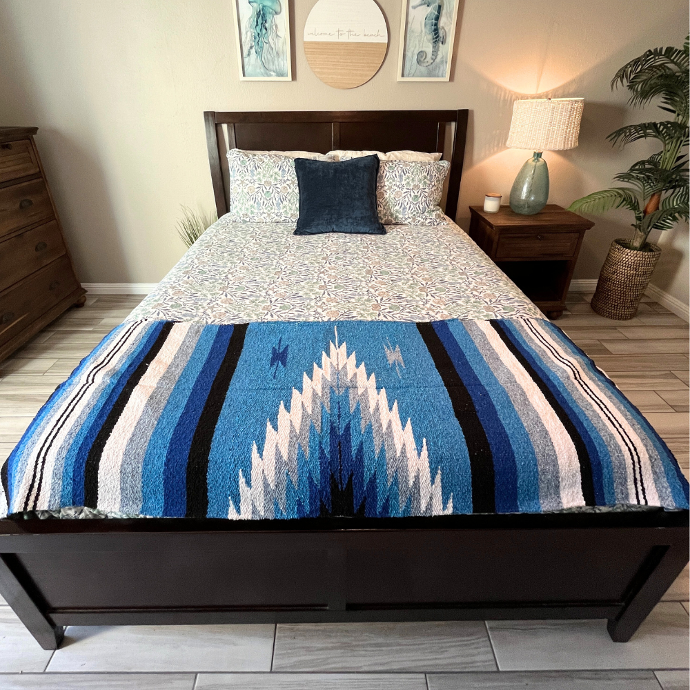 Blue Shades Diamond Blanket - OVERLANDERS Outfitter