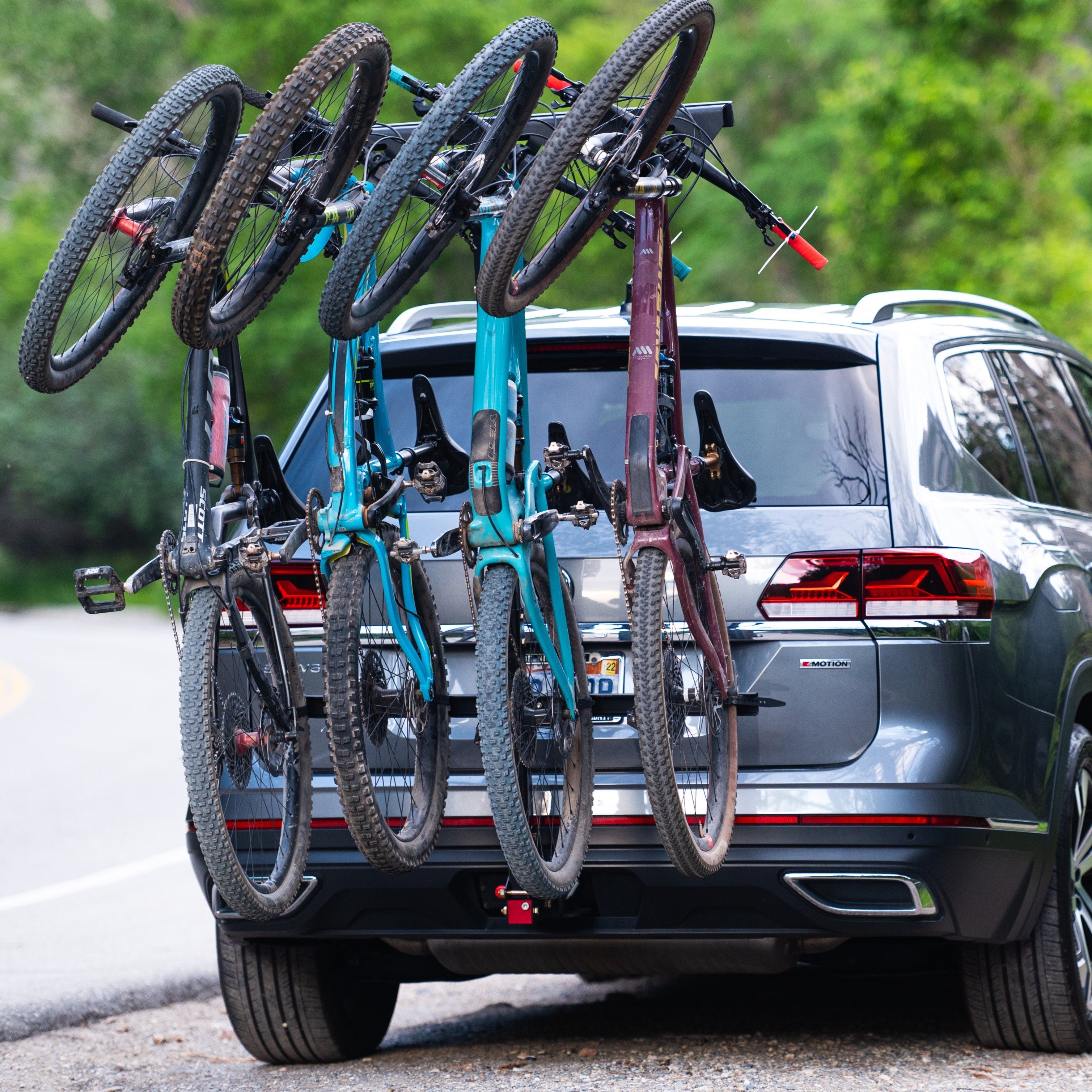 Chuck Rack 4-Bike Vertical Rack - We The Collective