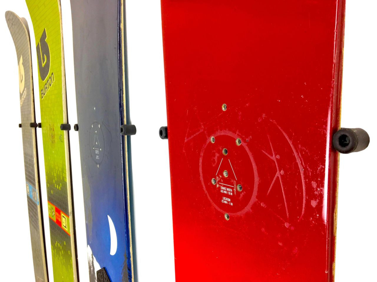 The Cinch Snowboard Display | Floating Rack | 2 Boards - OVERLANDERS Outfitter