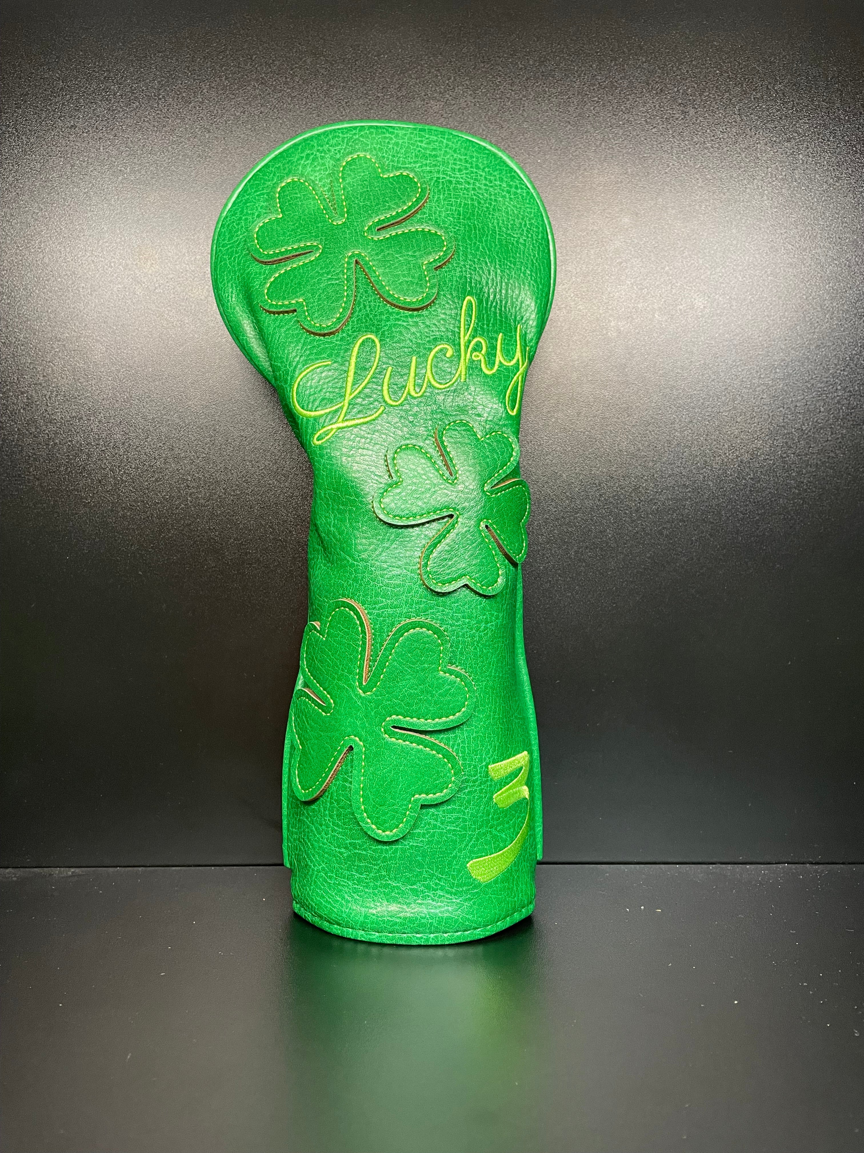 ParWestGolf Clover Headcover 2.0 for golf clubs, featuring a green clover design and soft protective material.