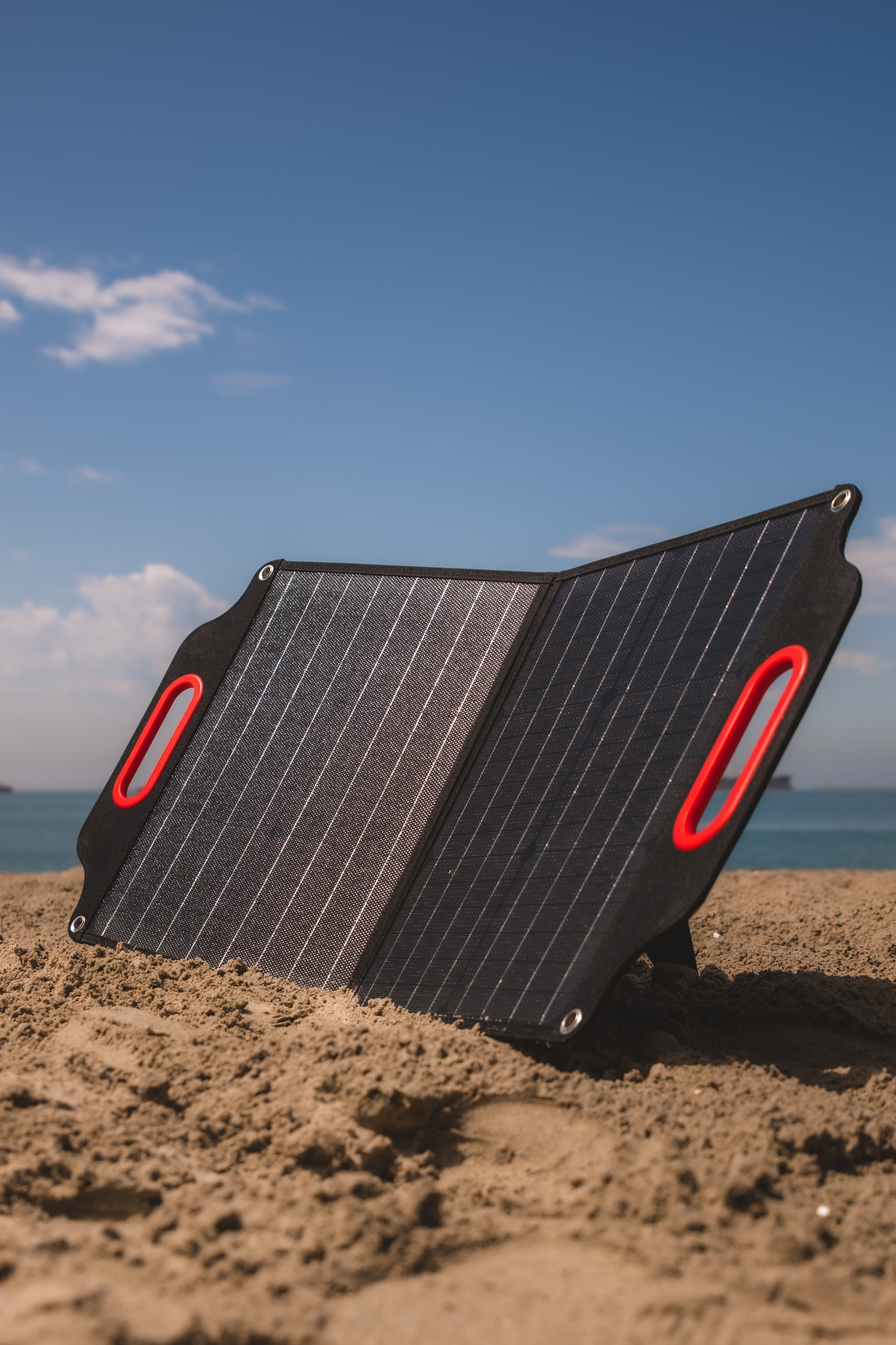 Dawn Solar Panel - OVERLANDERS Outfitter