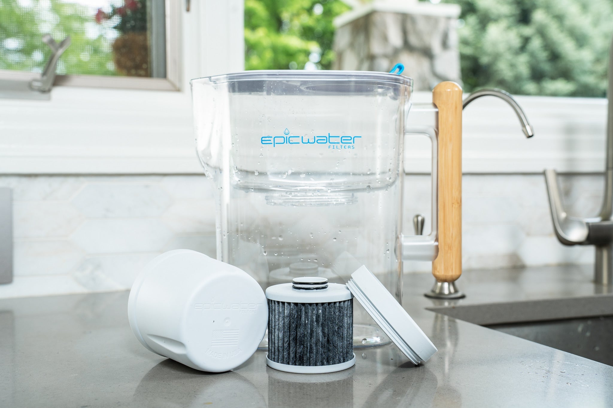 Pure XP Pitcher | Reduces Fluoride, PFAS, & Parasites - OVERLANDERS Outfitter